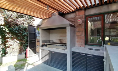 Casa en Venta en CASA EN COMUNIDAD CASTILLO VELASCO/FULL EQUIPADA/LAS CONDES