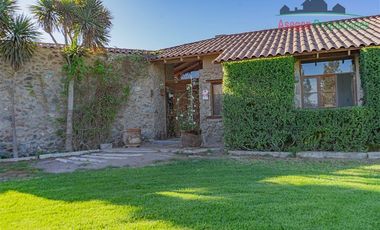 Casa en Venta en Parcela con hermosa casa en venta en sector Chamonate