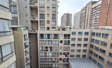 Departamento en Arriendo en Metro Plaza de Armas / Teatinos