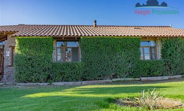 Parcela en Venta en Parcela con hermosa casa en venta en sector Chamonate