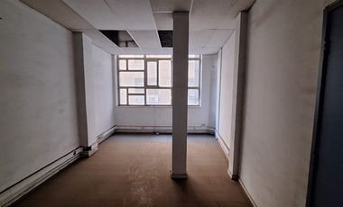 Oficina en Venta en Teatinos / metro Moneda