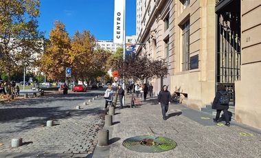 Oficina en Venta en Teatinos / metro Moneda