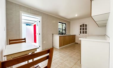 Casa en Venta en Diag. Amanda, Rapel, En Condominio