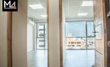Oficina en Arriendo en Metro Cristobal Colón