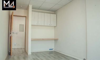 Oficina en Arriendo en Metro Cristobal Colón