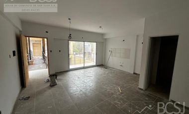 Departamento en  Complejo Reina Maria