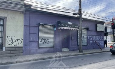 Casa en Venta en CALLE YUNGAY ESQUINA CALLE ARGOMEDO