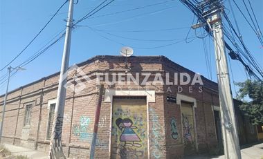 Casa en Venta en Catorce de la fama / Fermin vivaceta