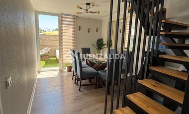Casa en Venta en Avenida Rosario
