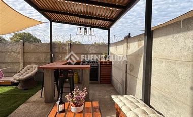 Casa en Venta en Avenida Rosario