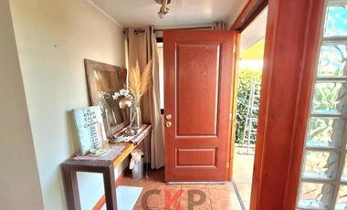 Casa en Venta en La Capitanía / Metro Manquehue