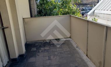 Local Comercial en Venta en Avenida Padre Hurtado /Av. Las Condes