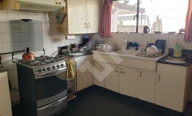 Local Comercial en Venta en Avenida Padre Hurtado /Av. Las Condes