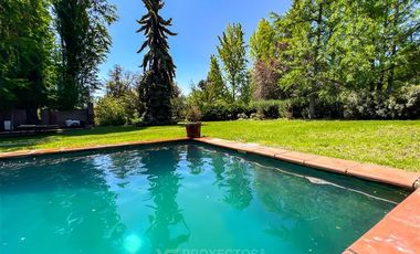 Casa en Venta en Pirque, Sector El Cruceral