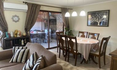 Casa en Venta en Villa Los Portones de Machalí