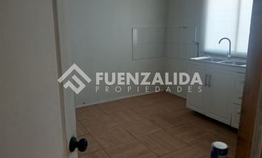 Casa en Venta en José Besa / Vicuña Rozas