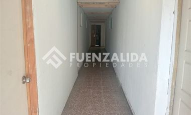 Casa en Venta en José Besa / Vicuña Rozas