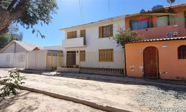 Casa en Venta en Casa en venta y arriendo en sector Los Sauces