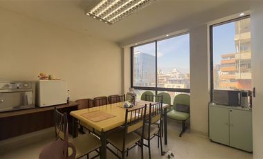 Oficina en Arriendo en Metro Tobalaba