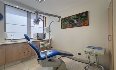 Oficina en Arriendo en Metro Tobalaba