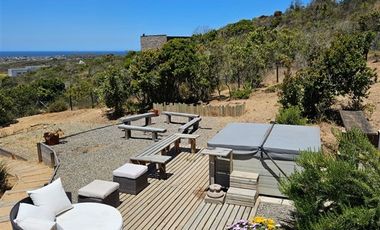 Casa en Venta en Condominio Rocas del Mar. Los Molles