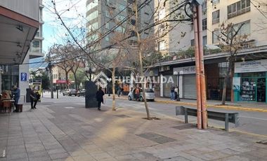 Local Comercial en Venta en Avenida Providencia con Bucarest
