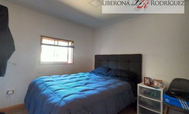 Casa en Venta en Casa esquina en Cerro O´Higgins