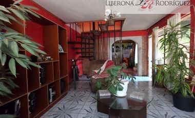 Casa en Venta en Casa esquina en Cerro O´Higgins