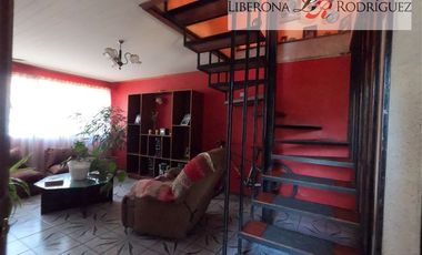 Casa en Venta en Casa esquina en Cerro O´Higgins