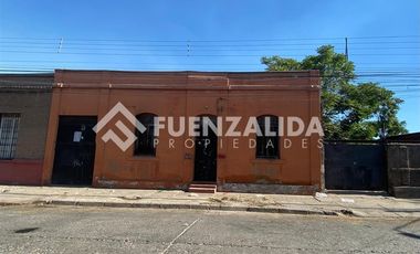 Terreno Construccion  en Venta en Av. Recoleta/ Raquel