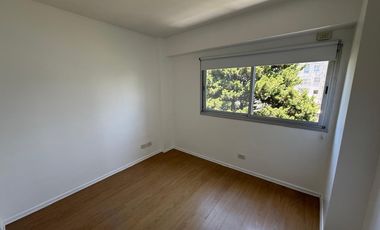 Departamento - Olivos-Vias/Rio