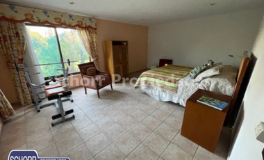 Casa en Venta en Orilla de Camino a Colín, cerca de talca, parcela de 5000 m2 con gran casa habitación