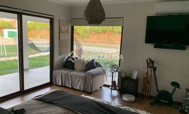 Casa en Venta en Hijuelas, La Calera gran oportunidad