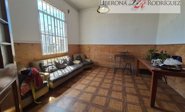 Casa en Venta en Casona esquina en Cerro Jiménez