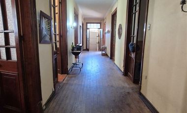 Casa en Venta en Casona esquina en Cerro Jiménez