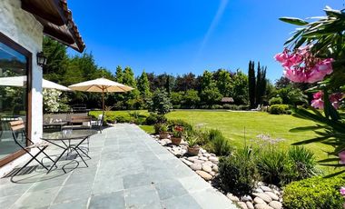 Casa en Venta en Las Mercedes, Requínoa (Condominio Seguro)