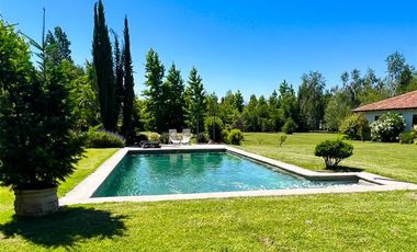 Casa en Venta en Las Mercedes, Requínoa (Condominio Seguro)