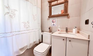 Casa en Venta en Club de Golf Los Lirios - Requinoa