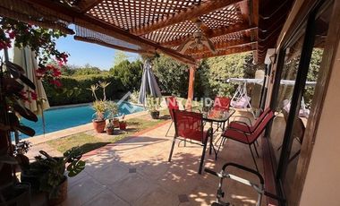 Casa en Venta en Condominio Puerta Azul