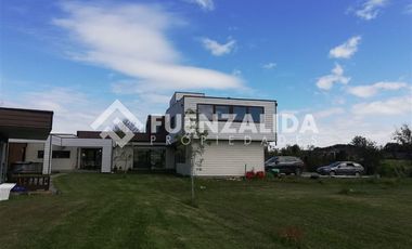 Casa en Venta en Lomas de coihuin