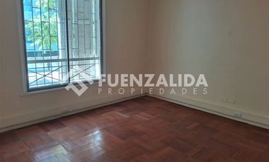Casa en Arriendo en Entre Los Leones y Suecia