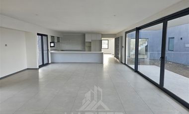 Casa en Venta en Reserva Huilquilemu