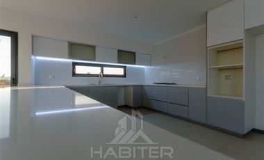 Casa en Venta en Reserva Huilquilemu