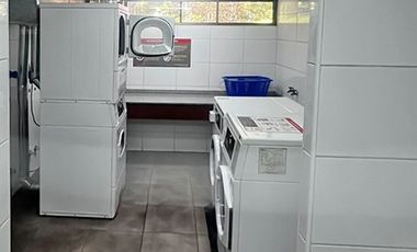Departamento en Venta en Av. Simón Bolívar / Chile - España