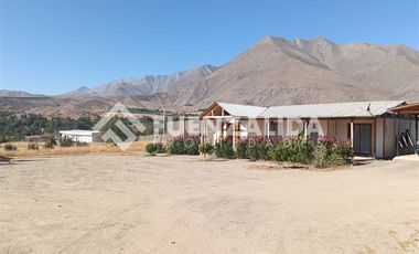 Casa en Venta en Condominio Mirador de Elqui