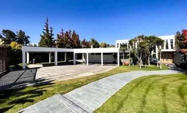 Casa en Venta en Condominio sector Zapallar