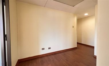 Oficina en Arriendo en Metro Tobalaba