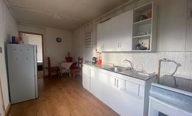 Casa en Venta en entre Av. España y Av. Carlos Ibañez