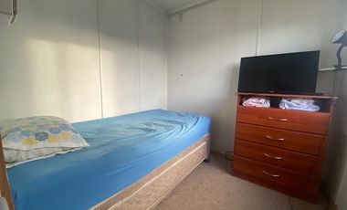 Casa en Venta en entre Av. España y Av. Carlos Ibañez