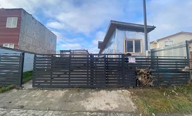 Casa en Venta en entre Av. España y Av. Carlos Ibañez